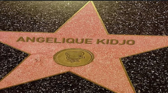 Angélique Kidjo : Première artiste africaine à décrocher son étoile sur le Hollywood Walk of Fame